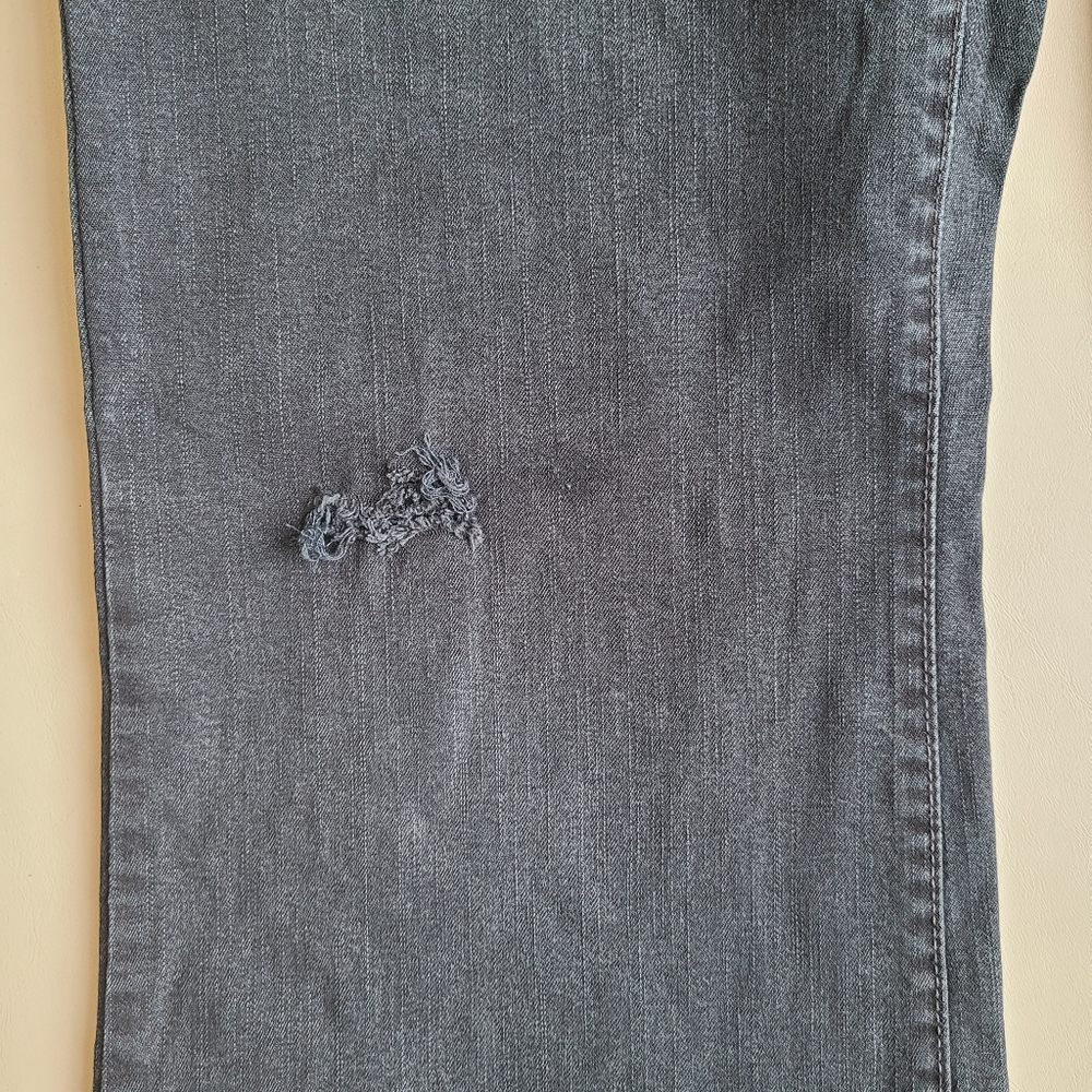 Levis Perfectly Slimming 512 Bootcut Size 16 SHORT Jeans Black Stretch Denim - Picture 10 of 11